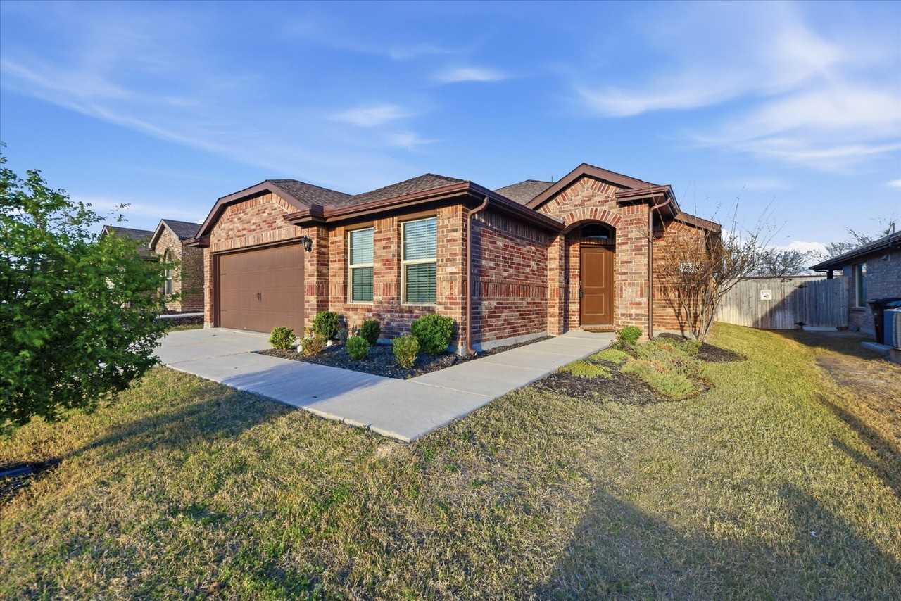 9308 Desertrock Rd - Photo 2 of 23