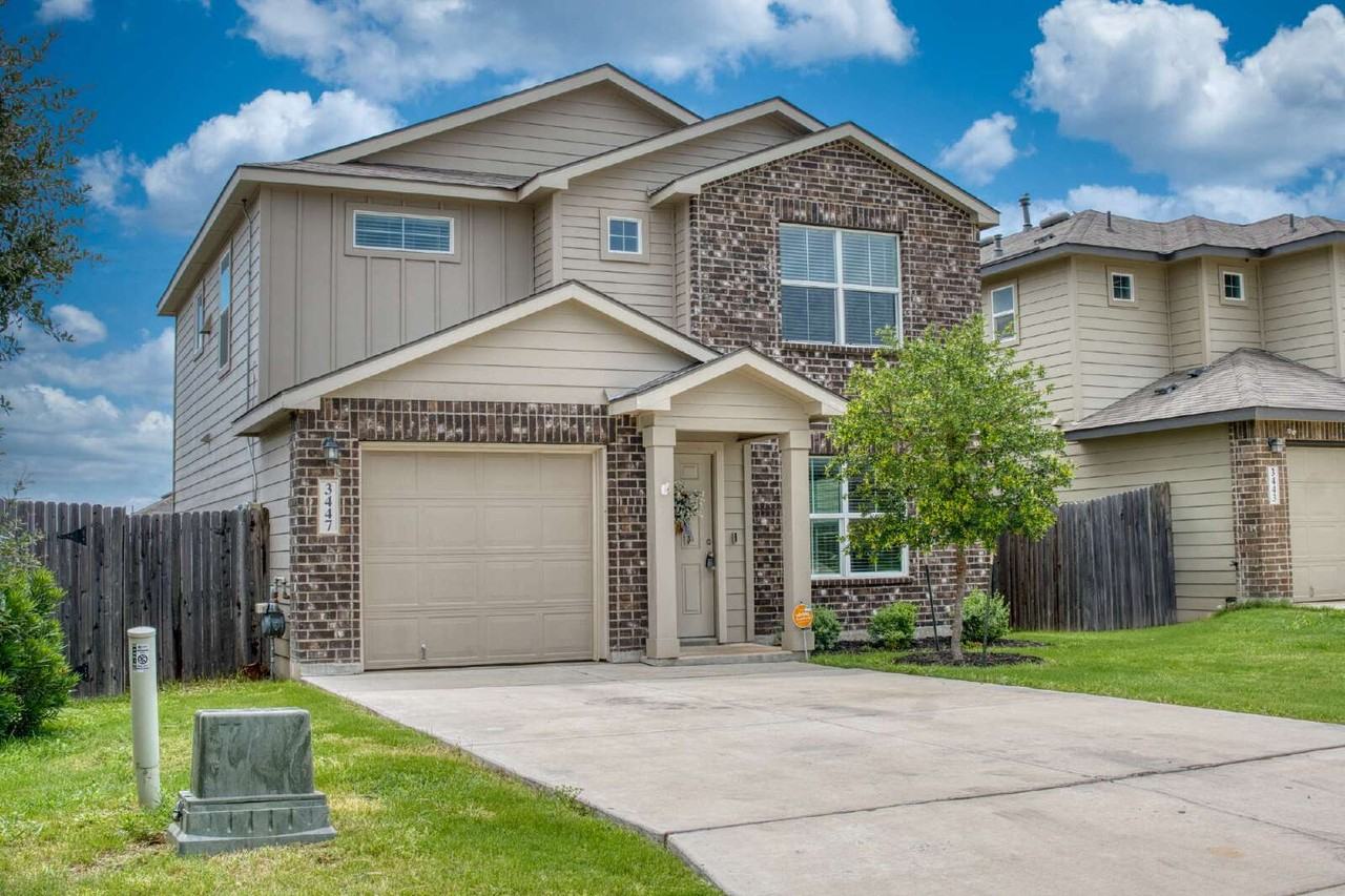 3447 Stoney Byu - Photo 2 of 13