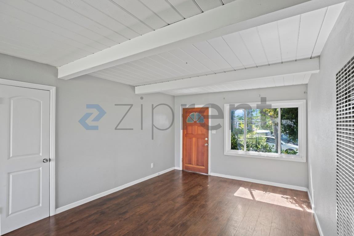 805 Phanor Dr - Photo 7 of 28