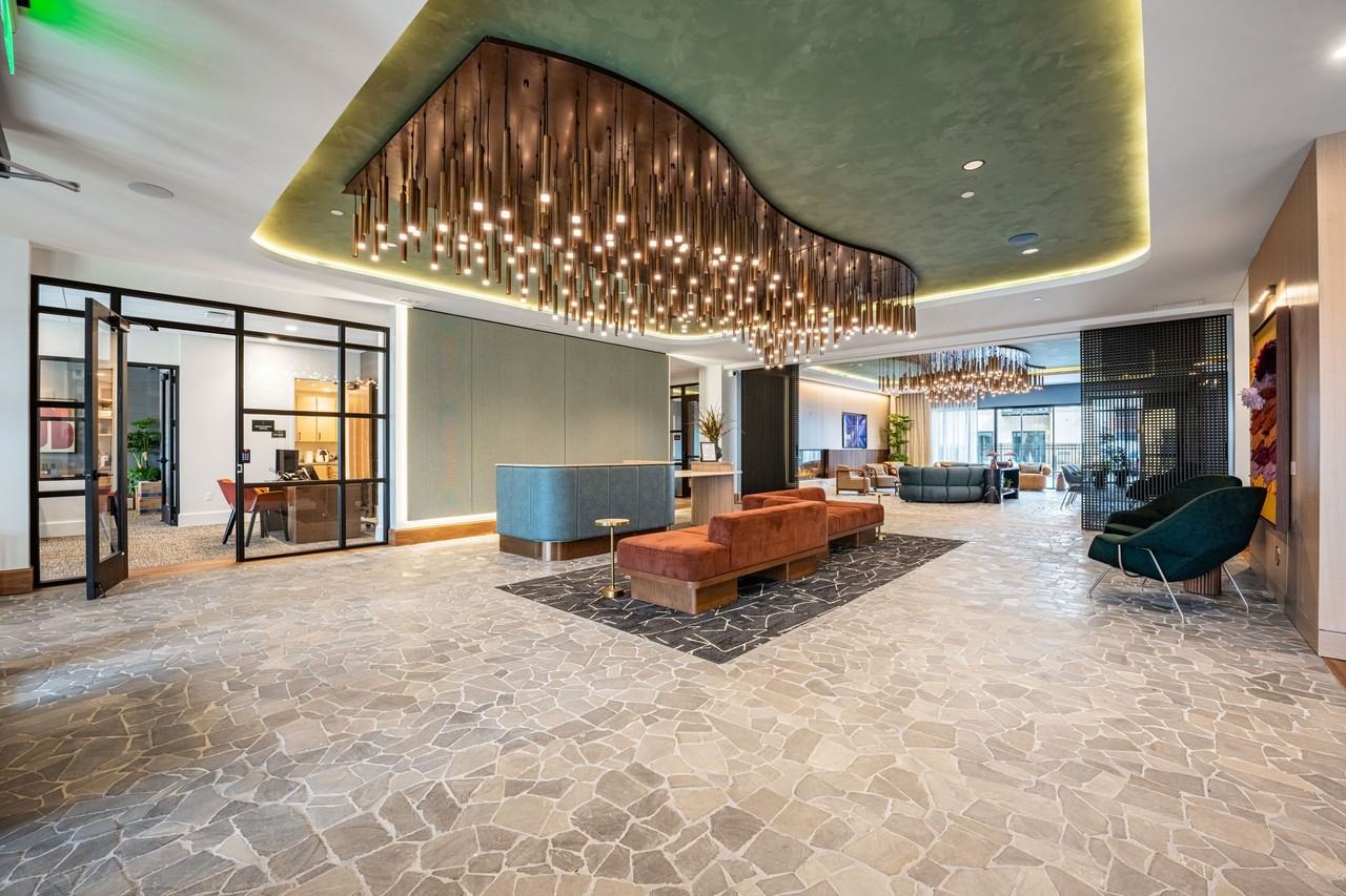 The Winn at Golden Valley - Photo 2 of 33