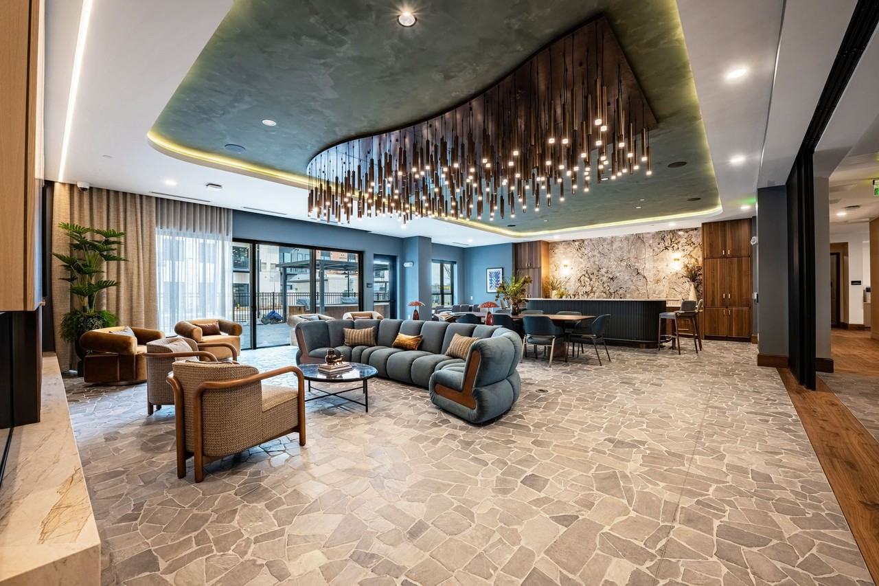 The Winn at Golden Valley - Photo 4 of 33