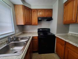 featured image of 29 S Decker Ave