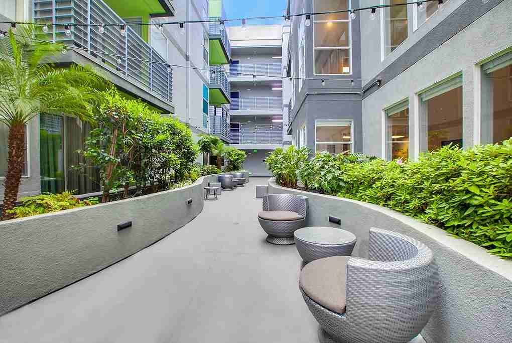 Park Catalina - Photo 2 of 31