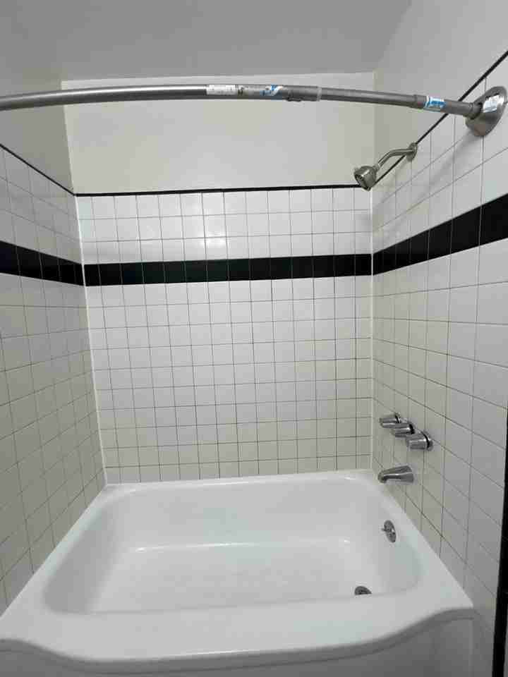 1133 LOCUST AVE LONG BEACH, CA 90813 - Photo 2 of 11