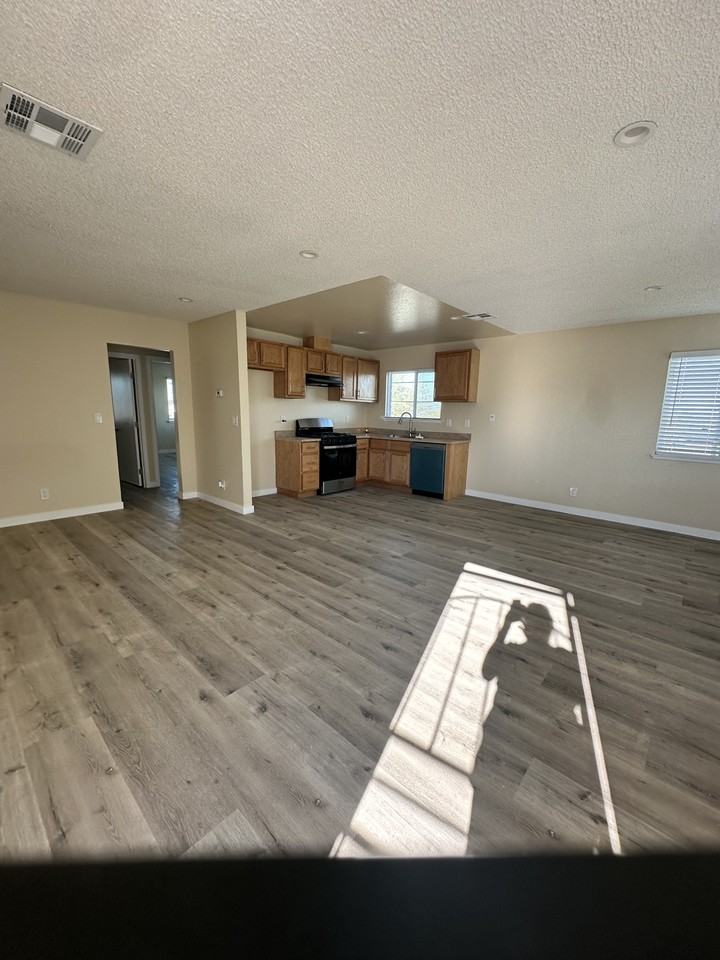 38457 10th Place East #1 - Photo 6 of 8