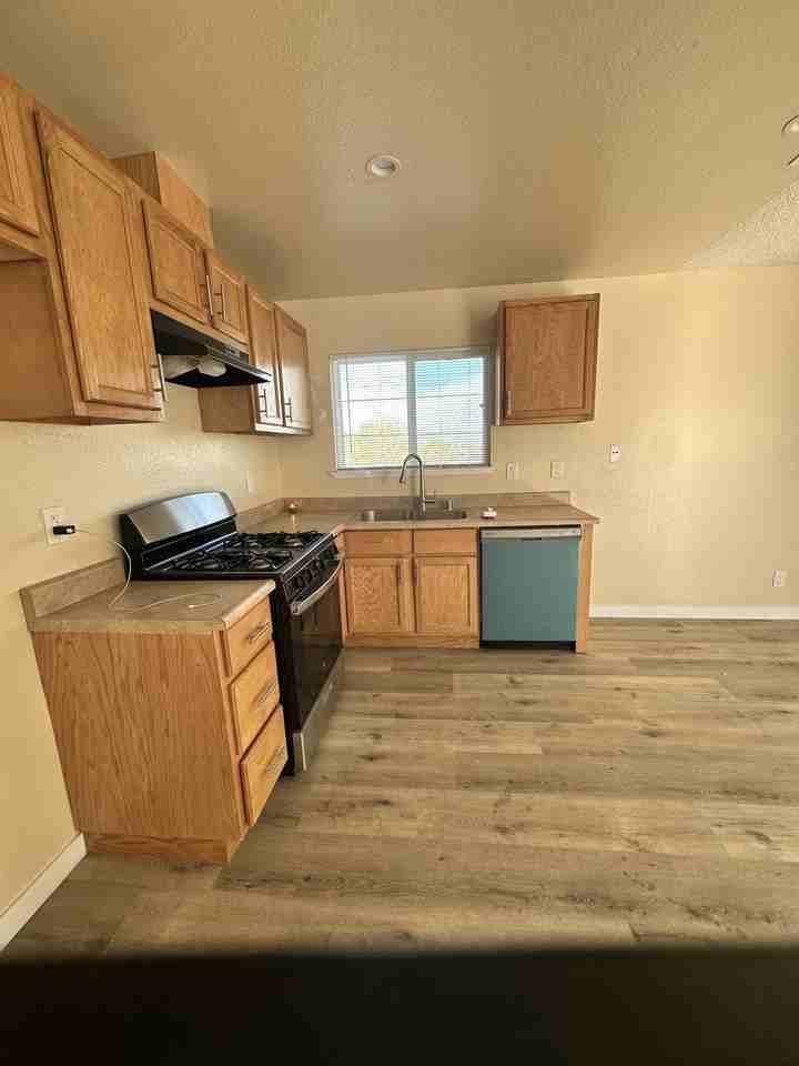 38457 10th Place East #1 - Photo 7 of 8