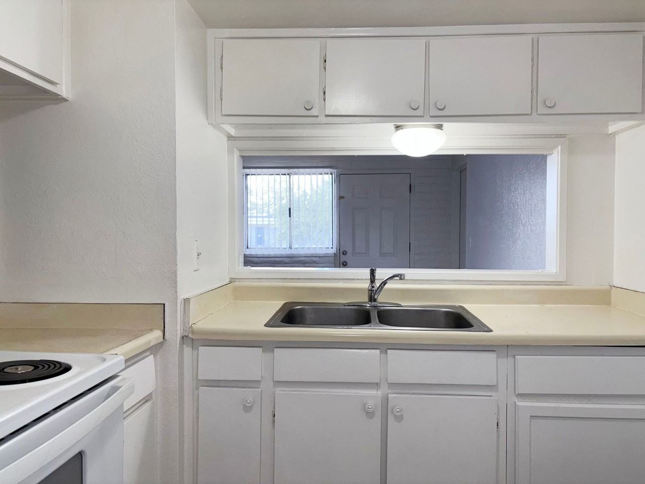 Buenas Luna/Sol 1 Month FREE!!! - Photo 3 of 42