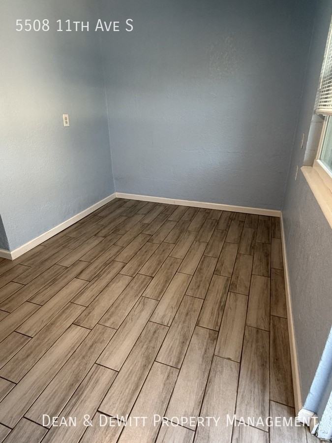 5508 11th Ave S - Photo 5 of 14