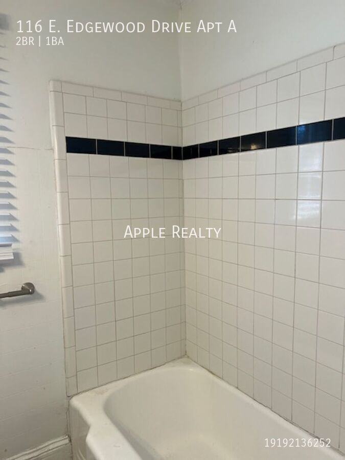 116 E Edgewood Dr Apt A - Photo 7 of 11