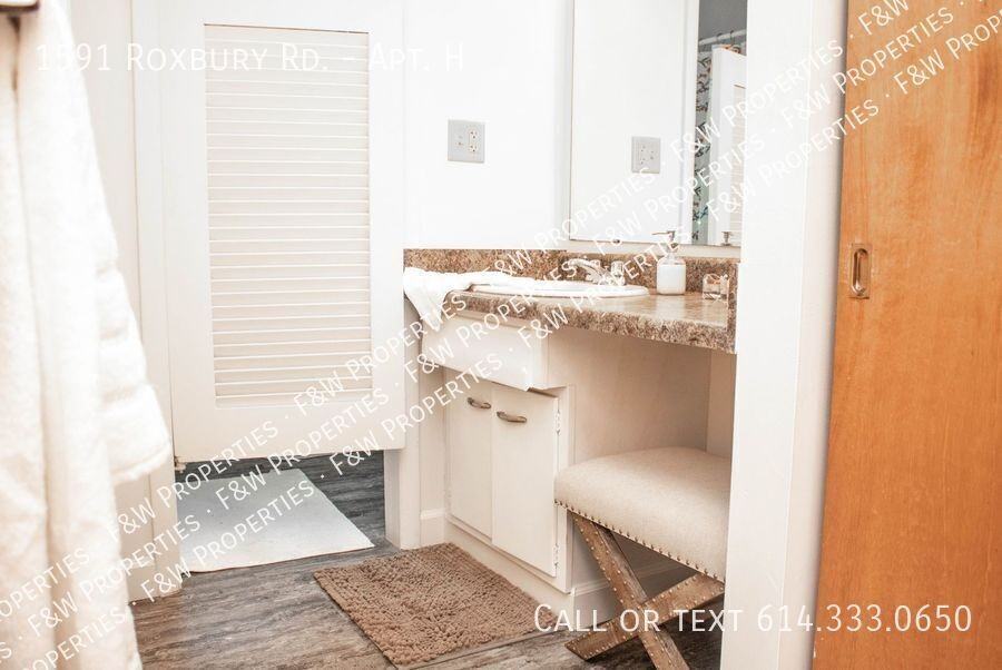 1591 Roxbury Rd #H - Photo 7 of 10