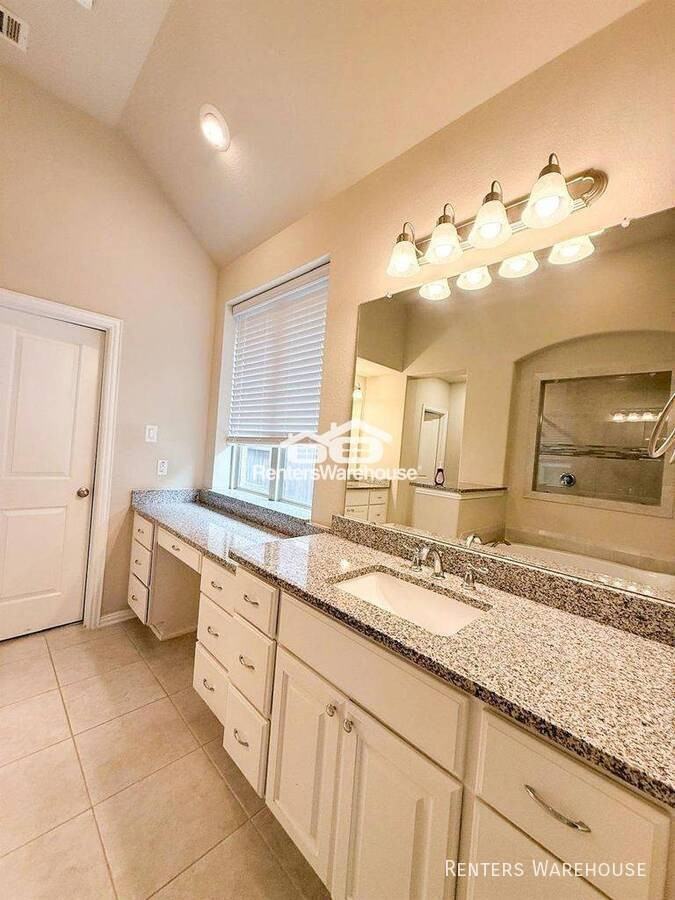 10810 Kennowy Court Ct - Photo 7 of 15