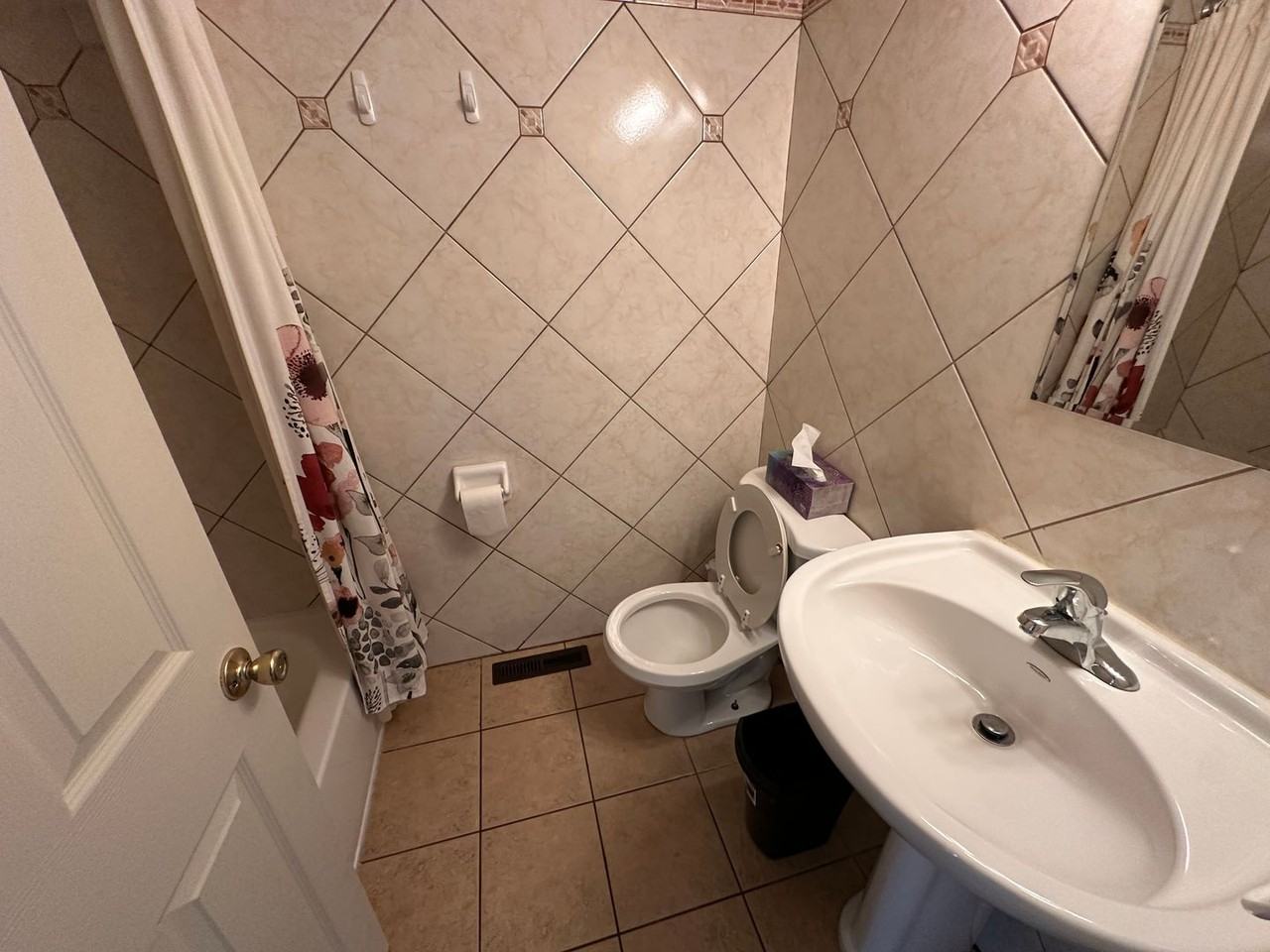 115 James Street - Photo 4 of 17