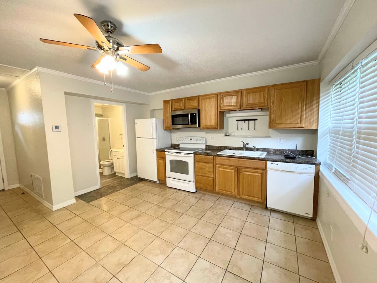 348 N Orange St #1 - Photo 2 of 9