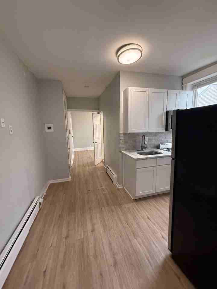 18 Wright Ave #4 - Photo 2 of 6