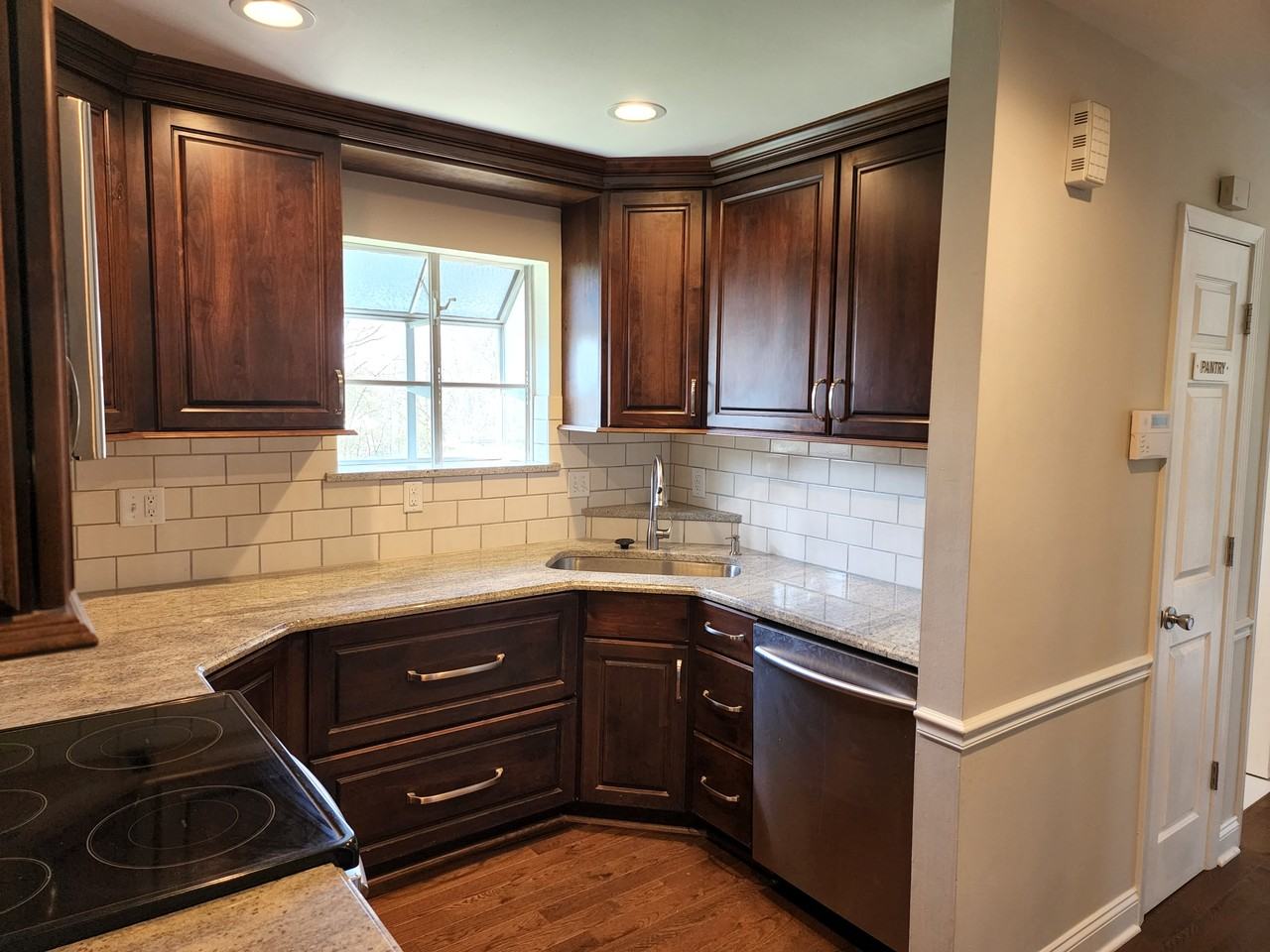 938 Oakwood Farms Ln #NA - Photo 6 of 19