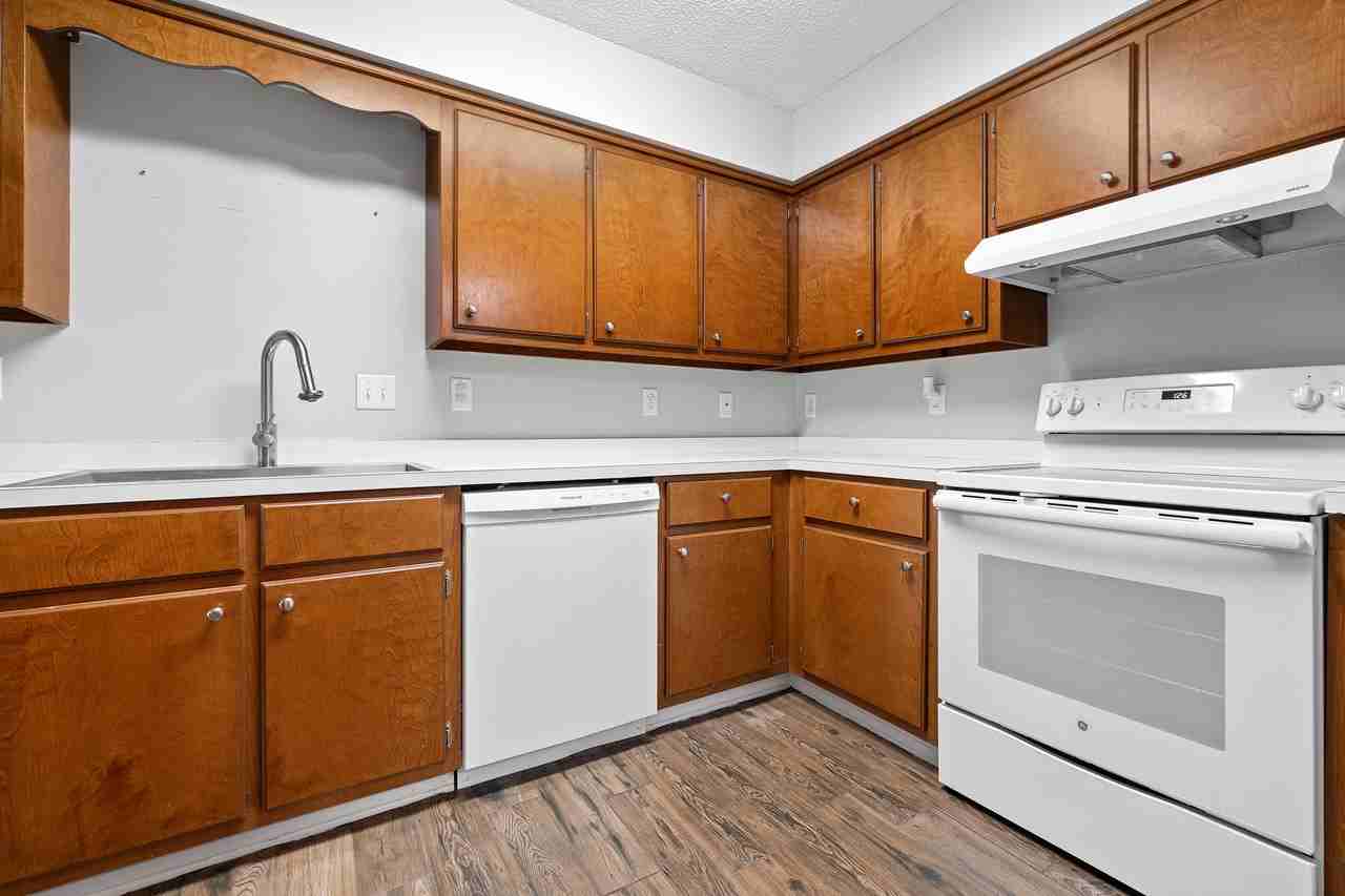 6355 Burnham Wood Pl #NA - Photo 5 of 21