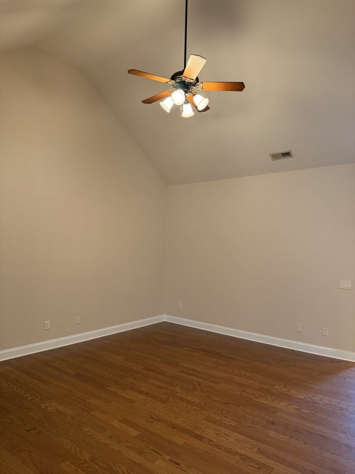 Magnolia Leaf Ln #7656 - Photo 5 of 28