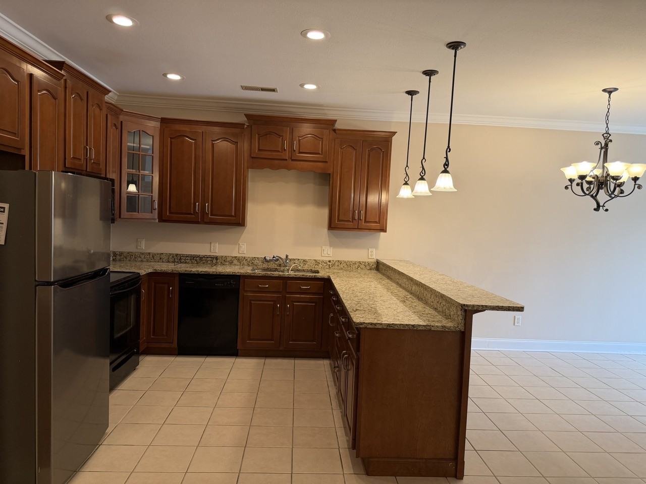 Magnolia Leaf Ln #7656 - Photo 6 of 28