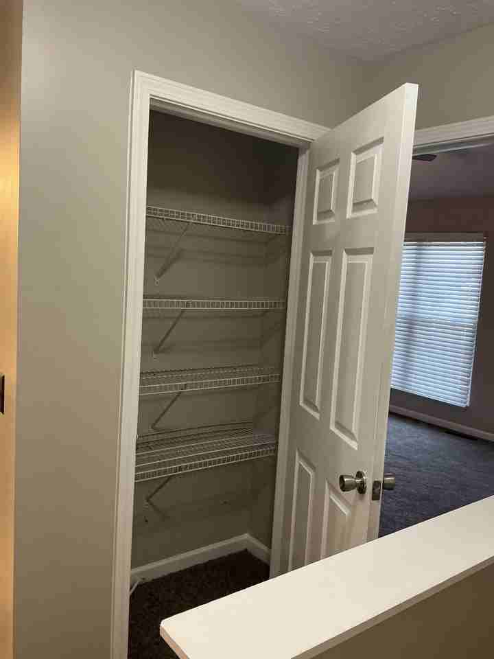 5553 Strathmoor Manor Cir #NA - Photo 7 of 17