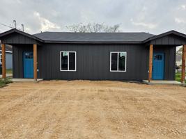 featured image of 1130 Houston St #1