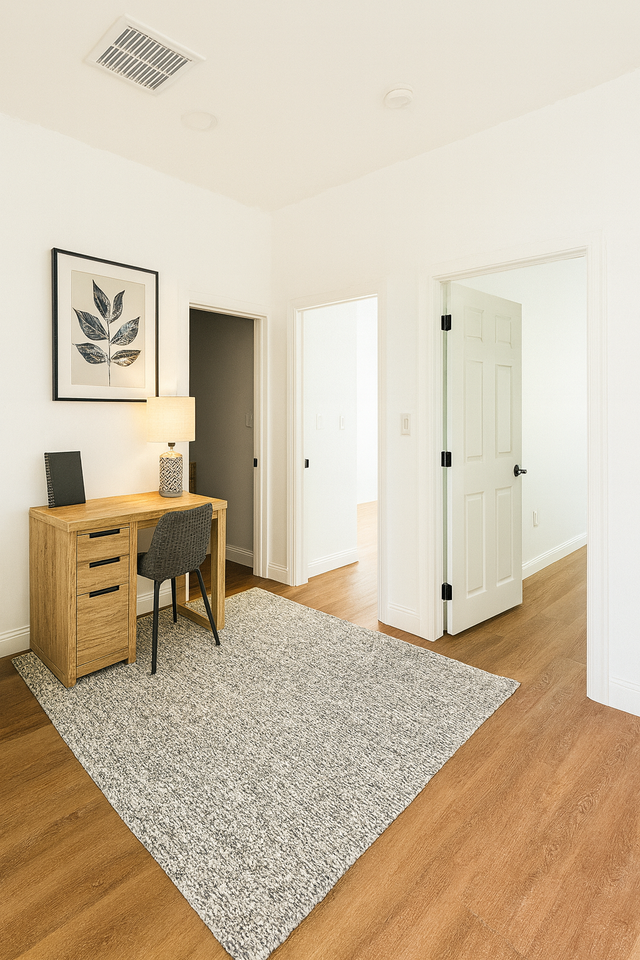 1130 Houston St #1 - Photo 7 of 9