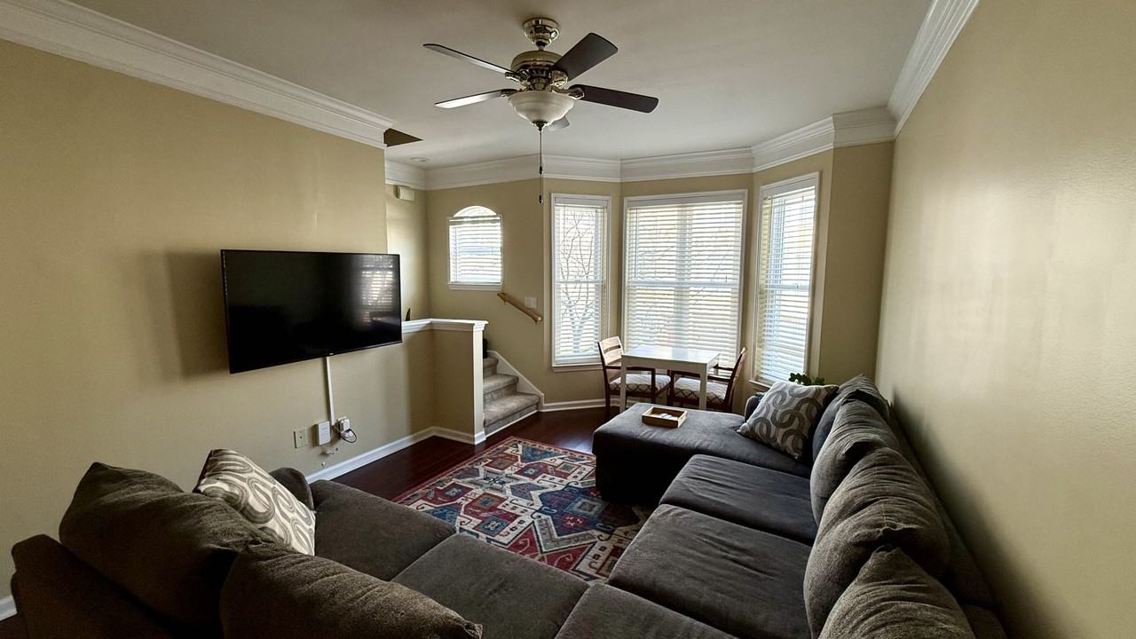 375 Highland Ave Ne Unit 1005 #NA - Photo 3 of 23