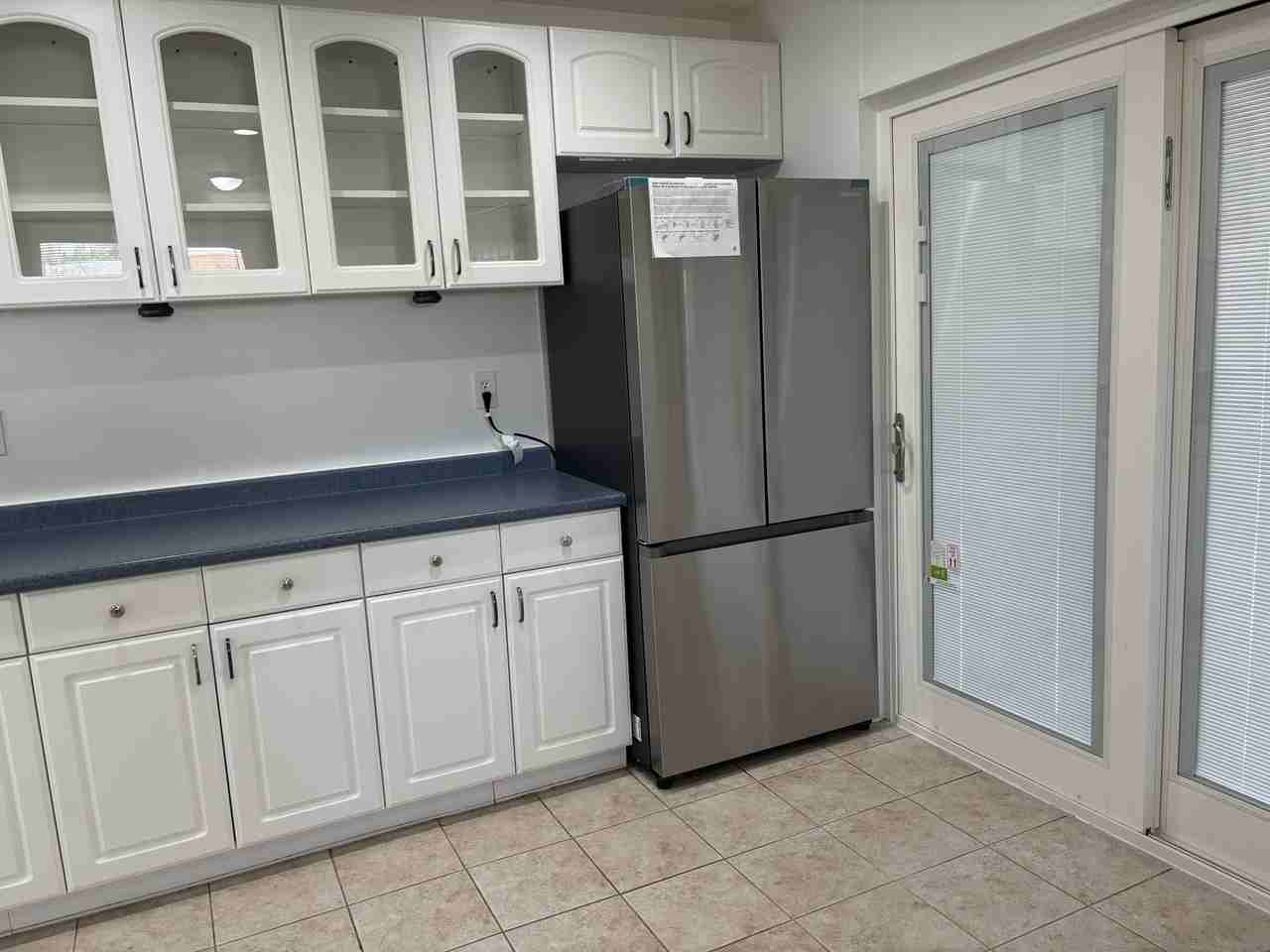 8903 Victoria Rd #NA - Photo 6 of 17