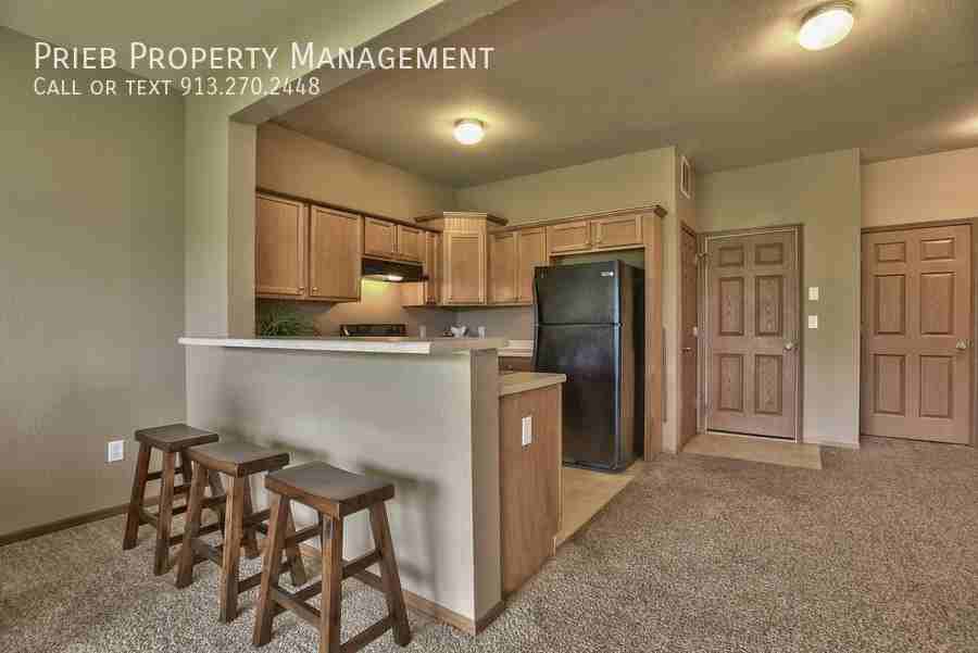 900 S Woodson Ct - Photo 7 of 21