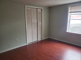 featured image of 10 Glove St #A