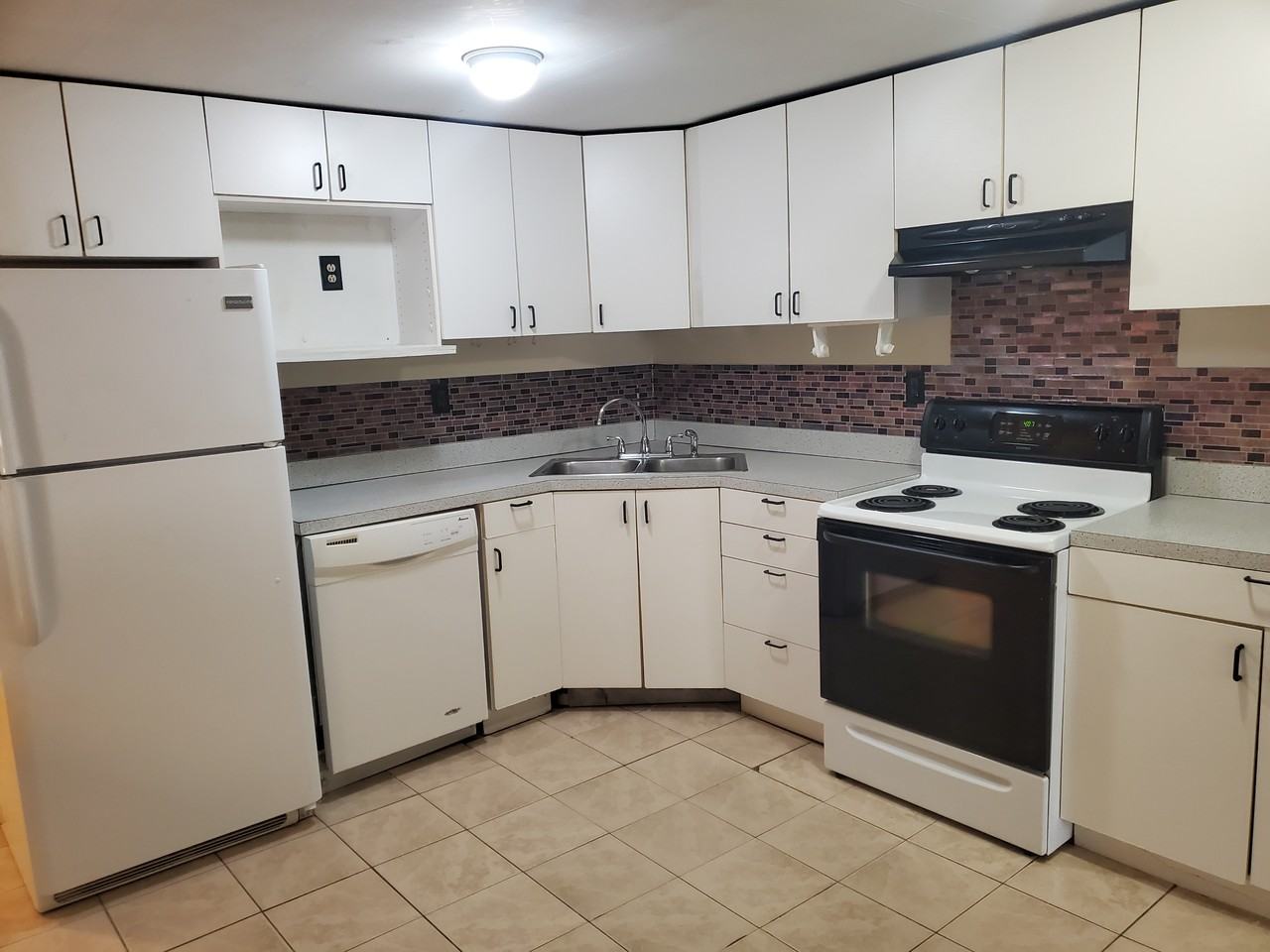 10 Glove St #A - Photo 6 of 12