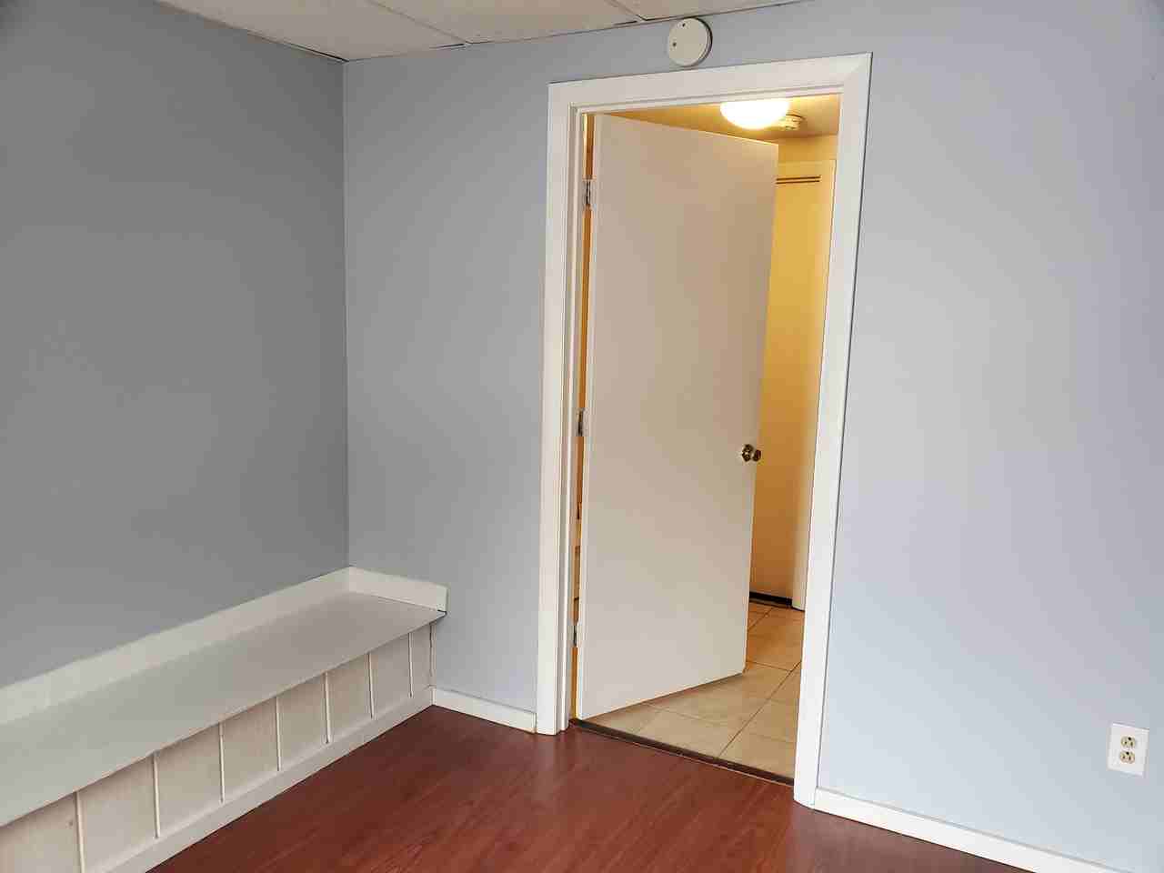 10 Glove St #A - Photo 7 of 12