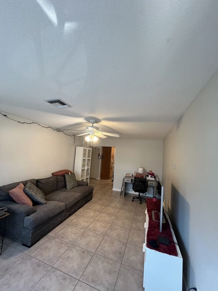 365 Nw Concord Dr #NA - Photo 3 of 3