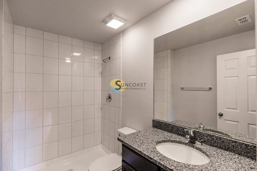 1929 Laverna Ave - Photo 7 of 13