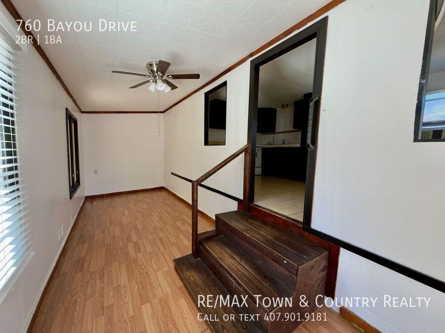 760 Bayou Dr - Photo 3 of 14