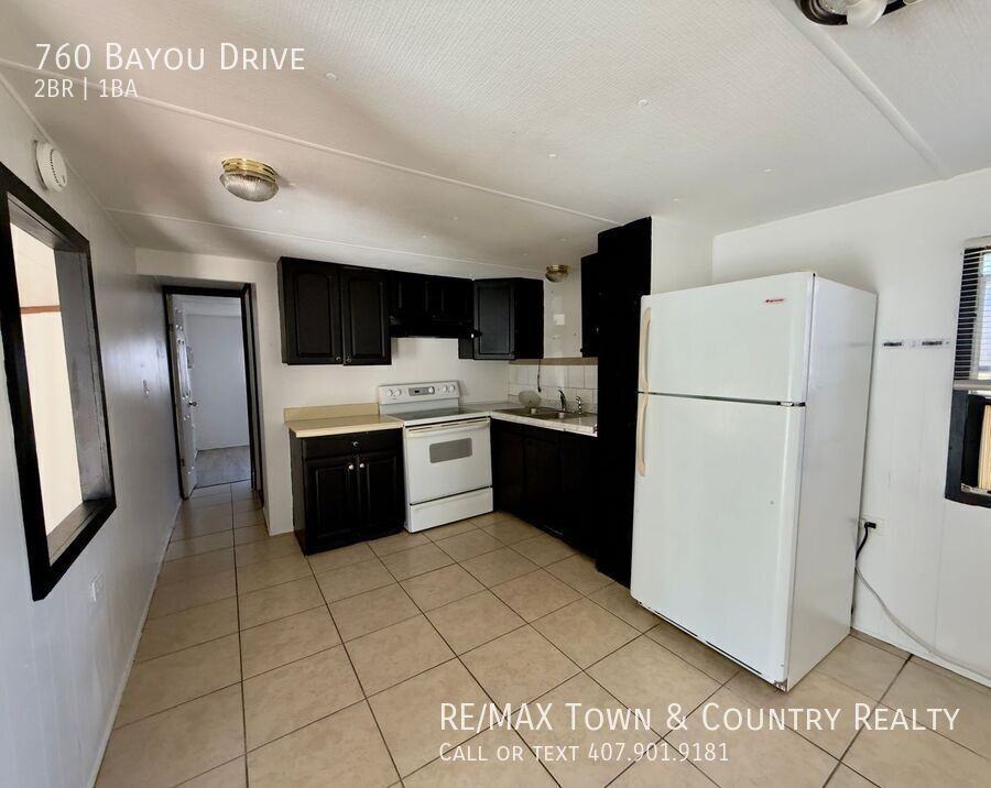 760 Bayou Dr - Photo 6 of 14