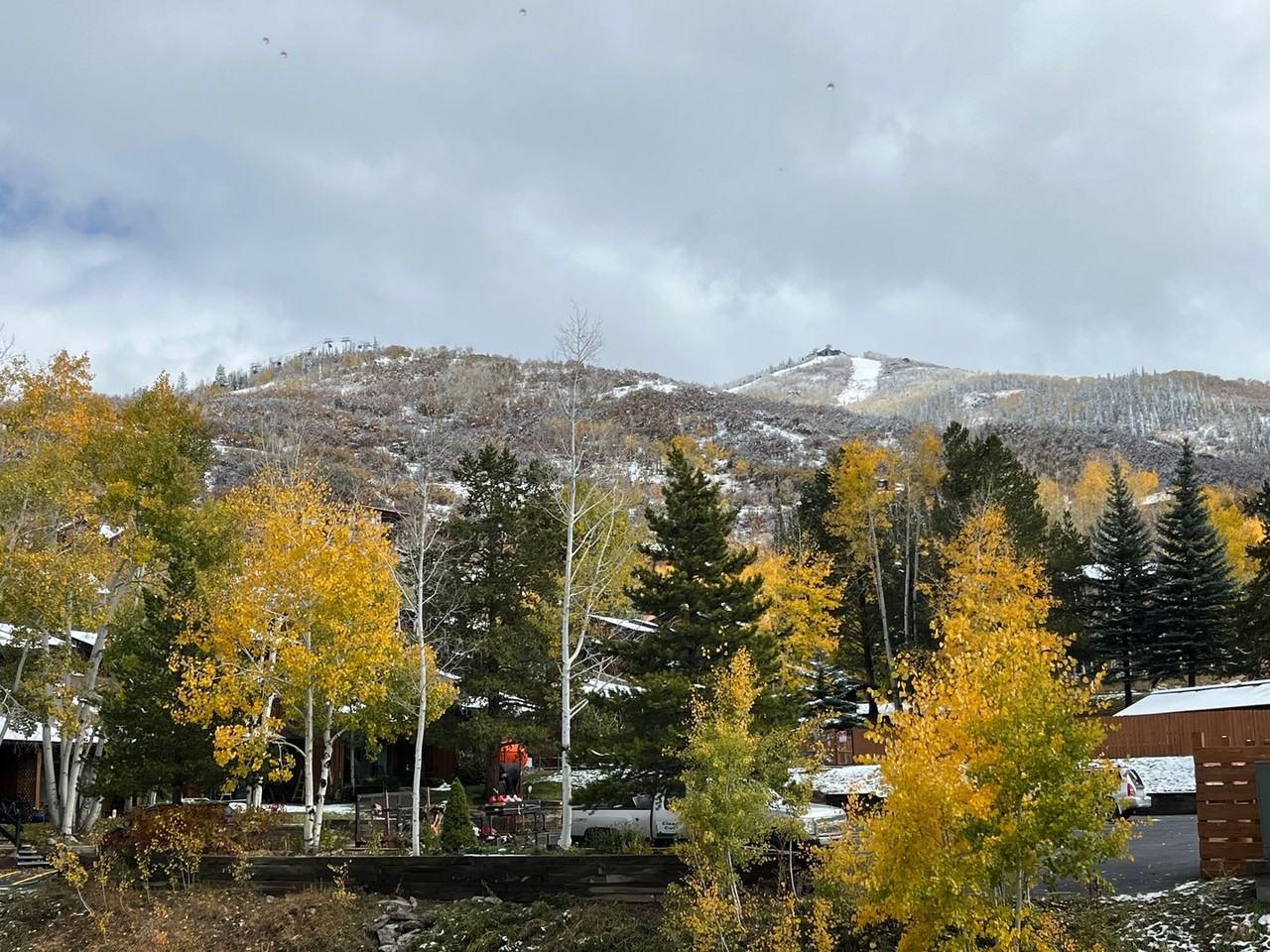 Thunder Mountain Condominums - Photo 5 of 9