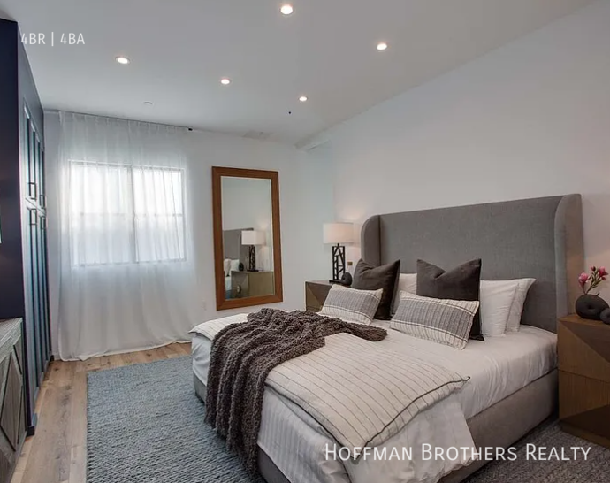 1254 N Las Palmas Ave #7 - Photo 4 of 16