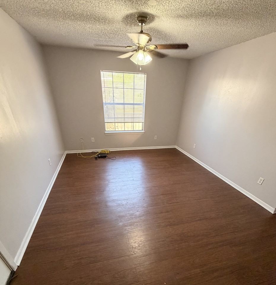 2521 Pearl St #207 - Photo 7 of 7