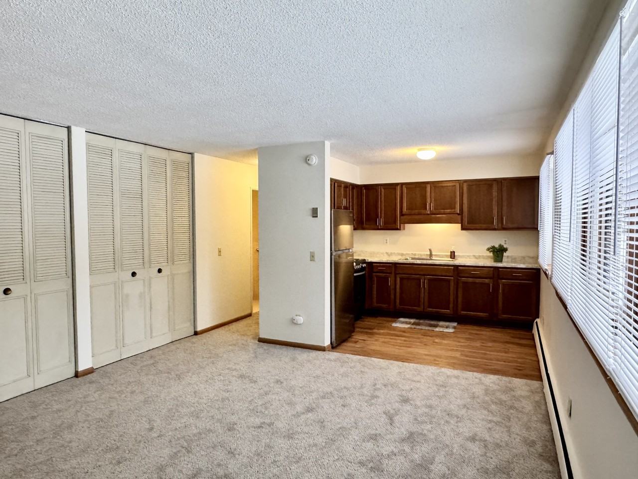 500 2nd St #B6 - Photo 2 of 6