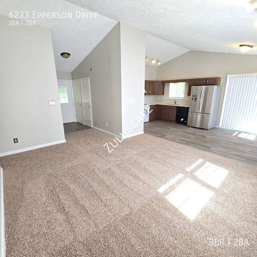 6233 Epperson Dr - Photo 2 of 17