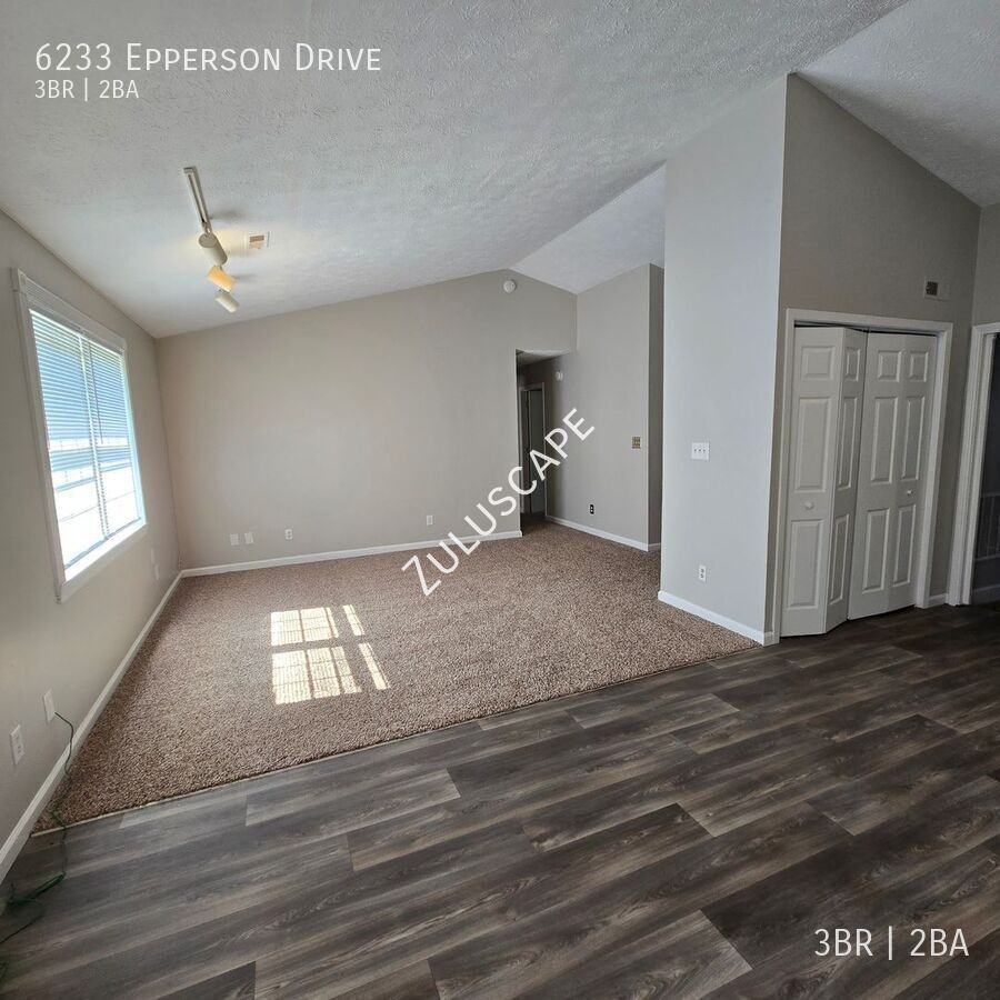 6233 Epperson Dr - Photo 3 of 17