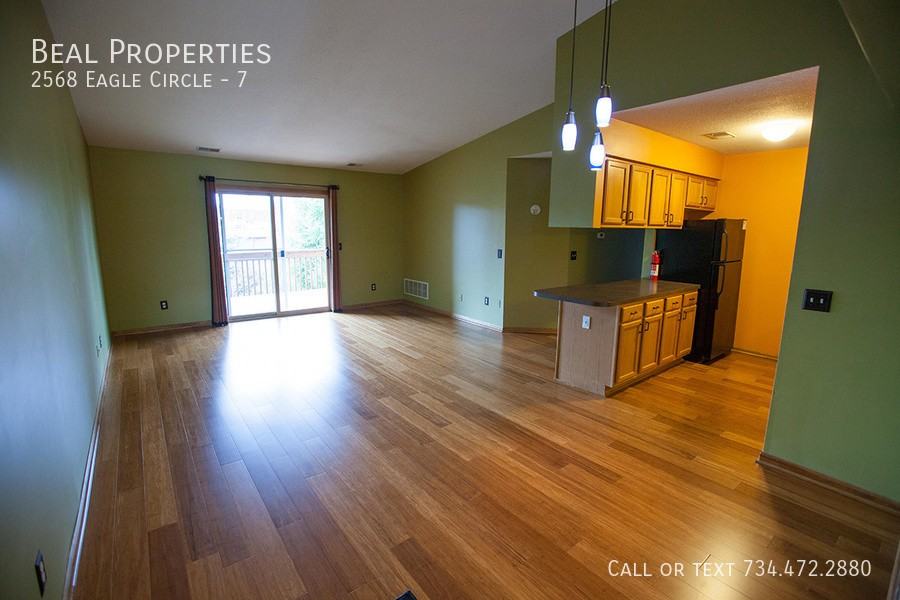 2568 Eagles Cir #7 - Photo 5 of 9