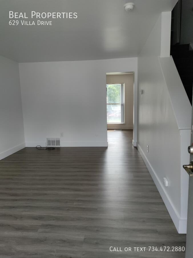 629 Villa Dr - Photo 2 of 8