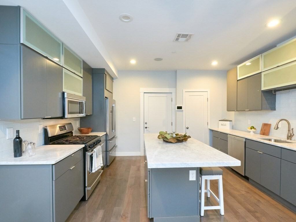 186 Paris St #5 - Photo 5 of 24