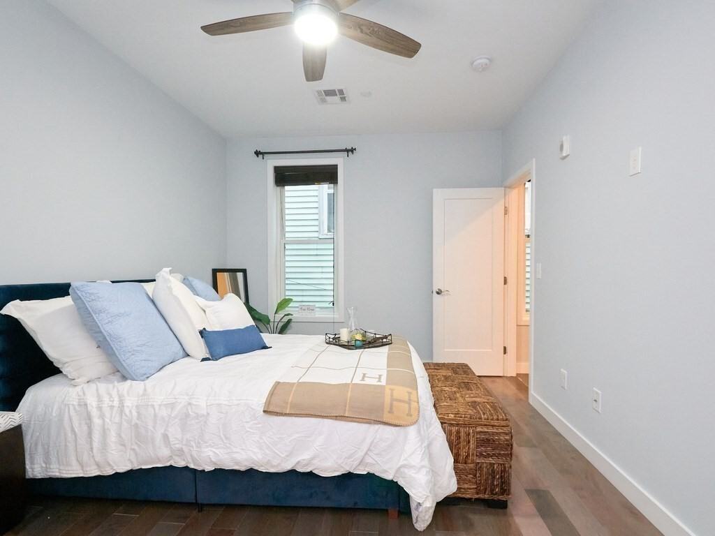 186 Paris St #5 - Photo 4 of 24