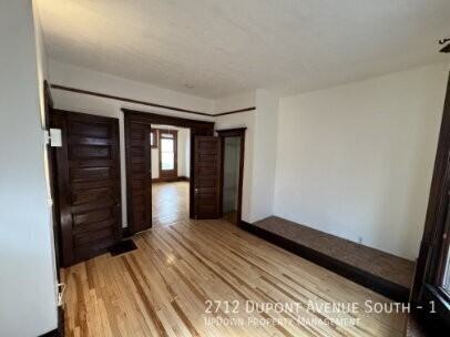 2712 Dupont Ave S #1 - Photo 4 of 21