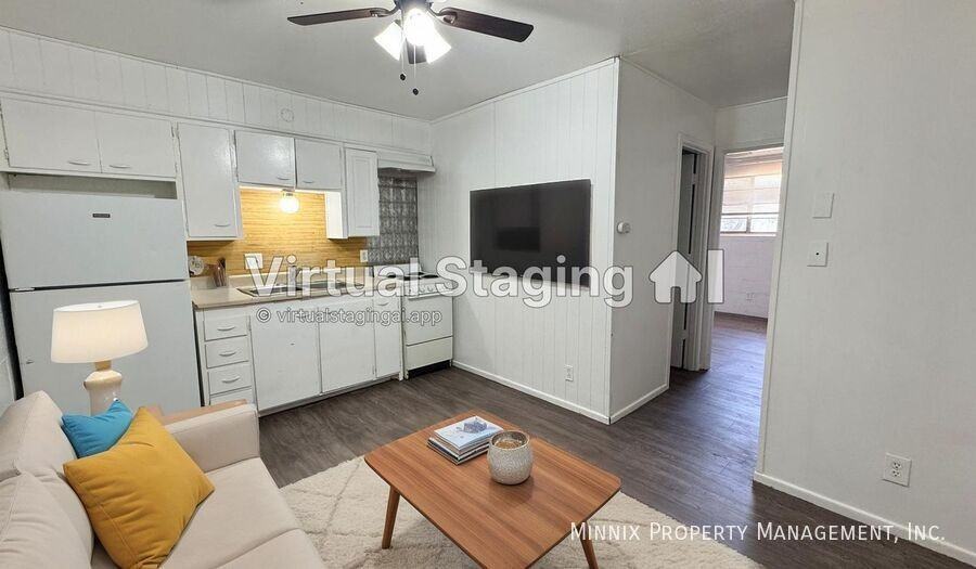 2212 2nd St #10 - Photo 3 of 12