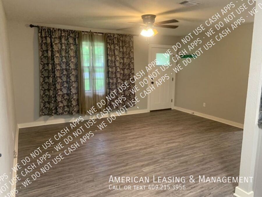 109 Frankens St - Photo 2 of 10