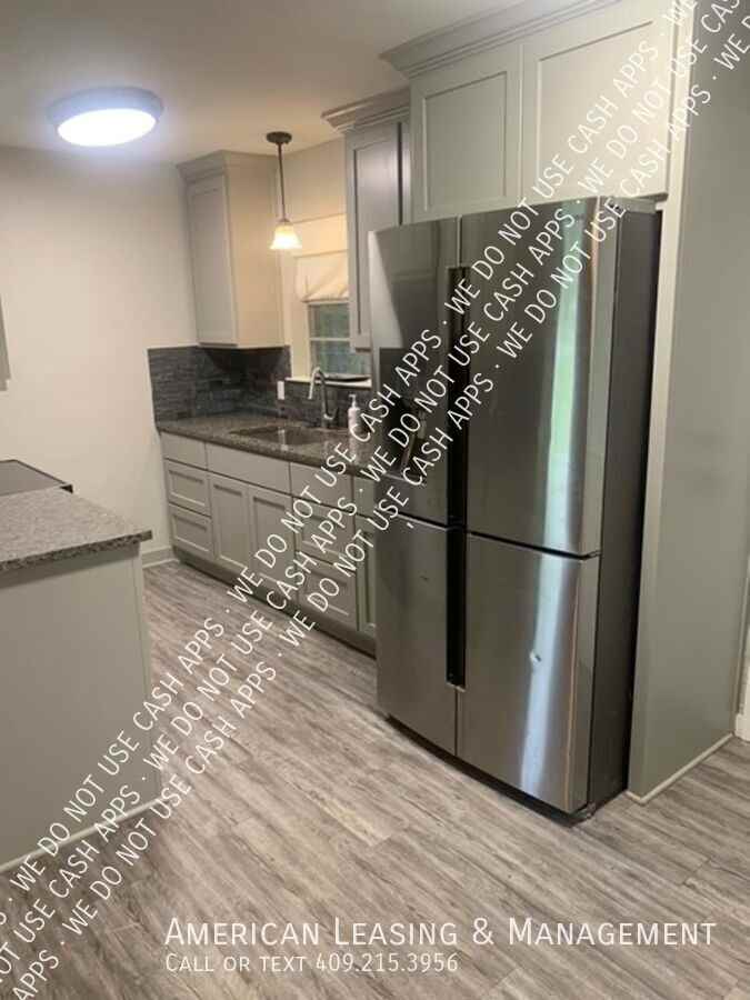 109 Frankens St - Photo 3 of 10