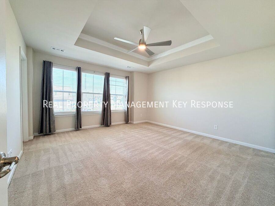 1141 Duncan St - Photo 6 of 15